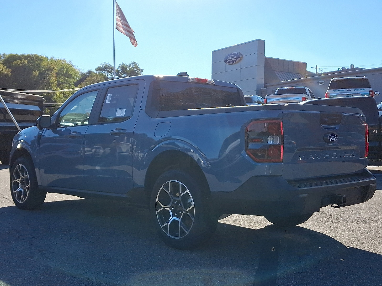 2025 Ford Maverick Lariat photo 3