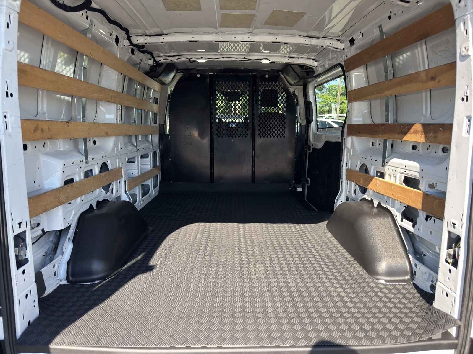 2023 Ford Transit photo 7