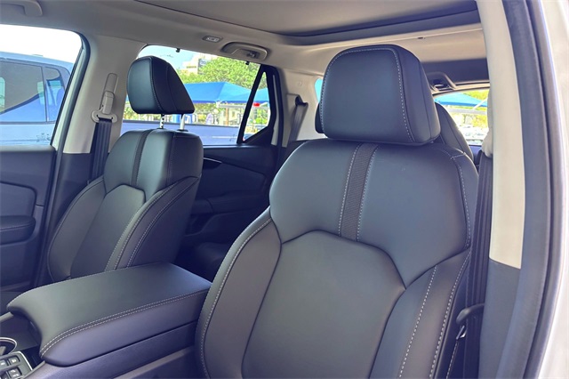 2025 Honda Pilot Touring photo 8