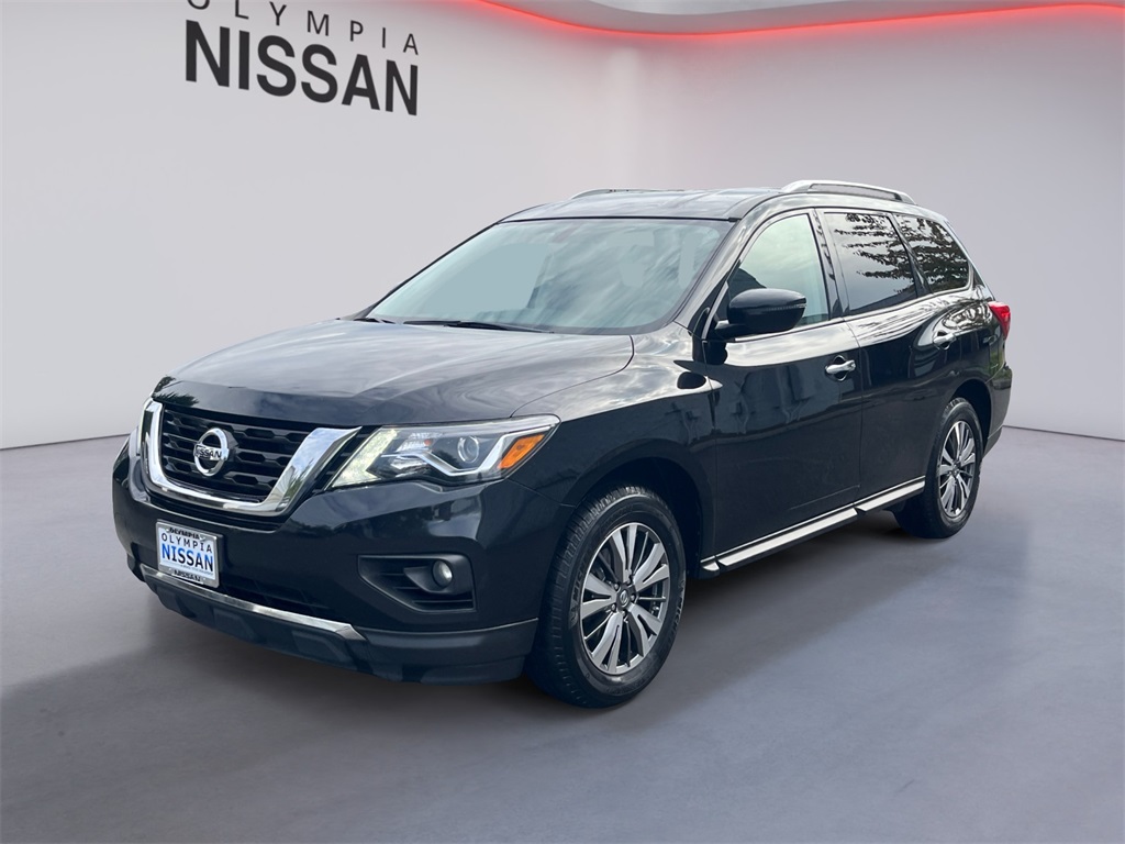 2018 Nissan Pathfinder SV photo 4