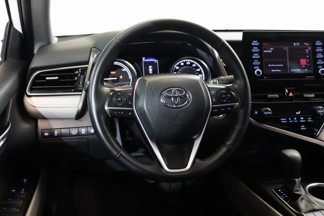 2023 Toyota Camry Hybrid LE photo 15