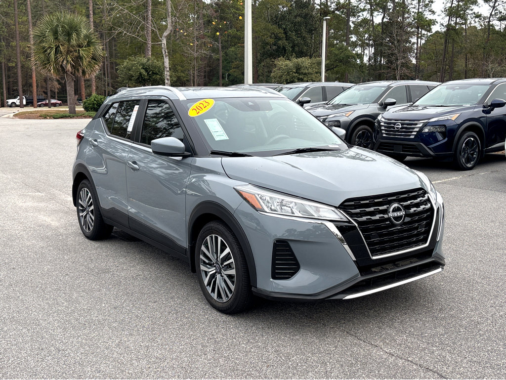 2023 Nissan Kicks SV