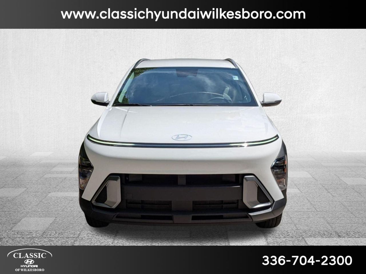 2025 Hyundai Kona SEL photo 2