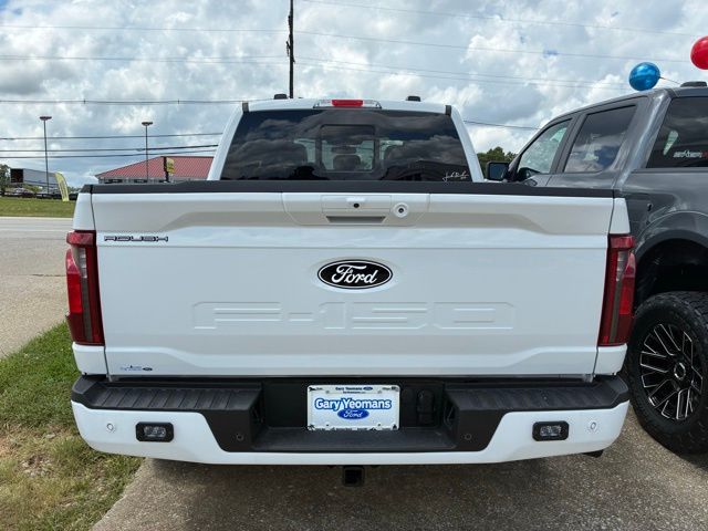 2025 Ford F-150 XLT photo 4