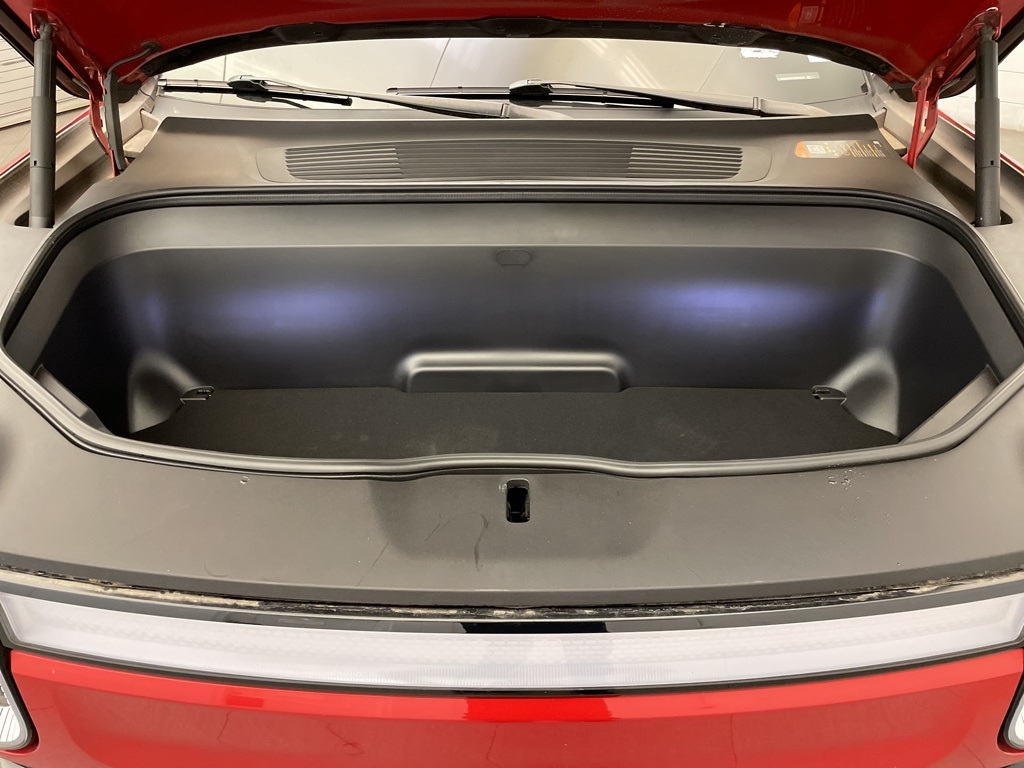 2024 Rivian R1S Launch Edition photo 28