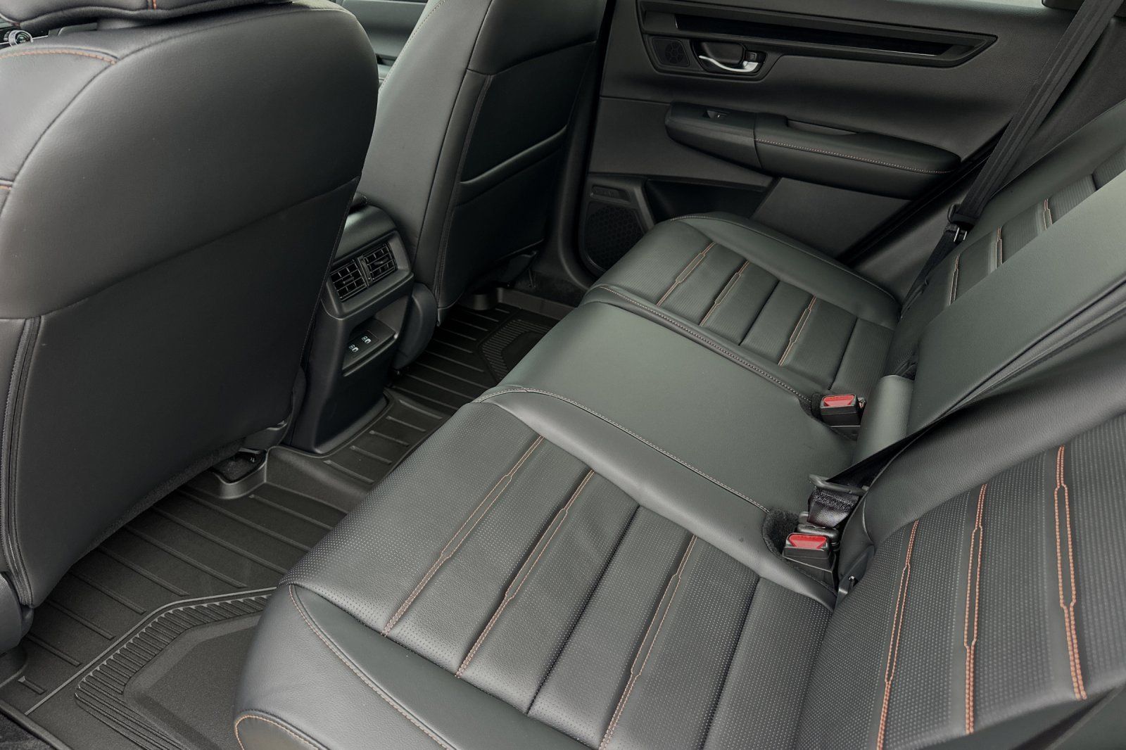 2025 Honda CR-V Hybrid Sport-L photo 12
