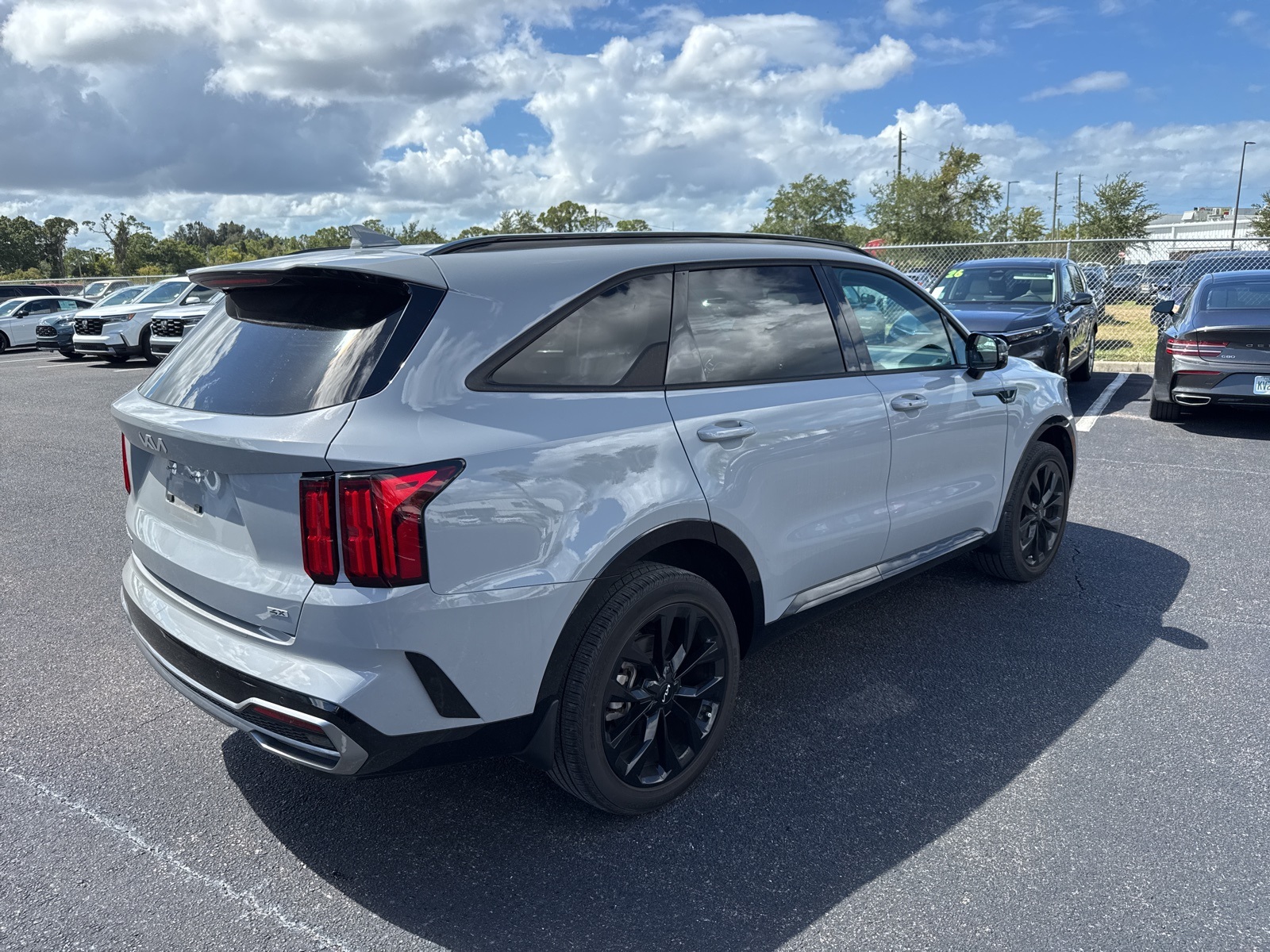 2023 Kia Sorento SX photo 5