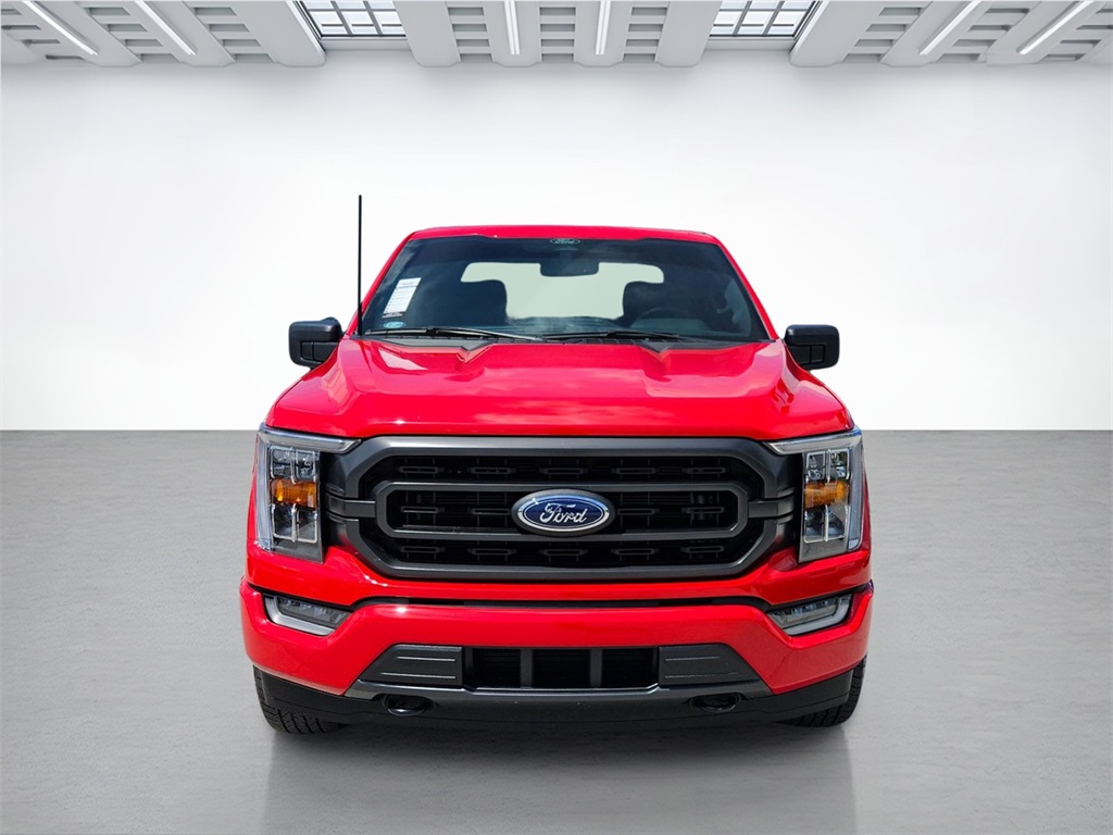 2022 Ford F-150 XLT photo 3