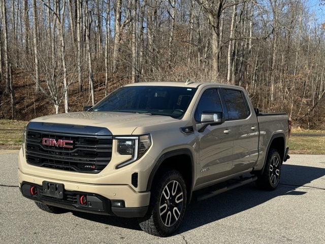 2023 GMC Sierra 1500 AT4's photo