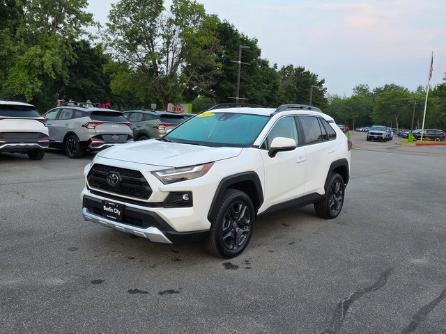 2022 Toyota RAV4 Adventure photo 3
