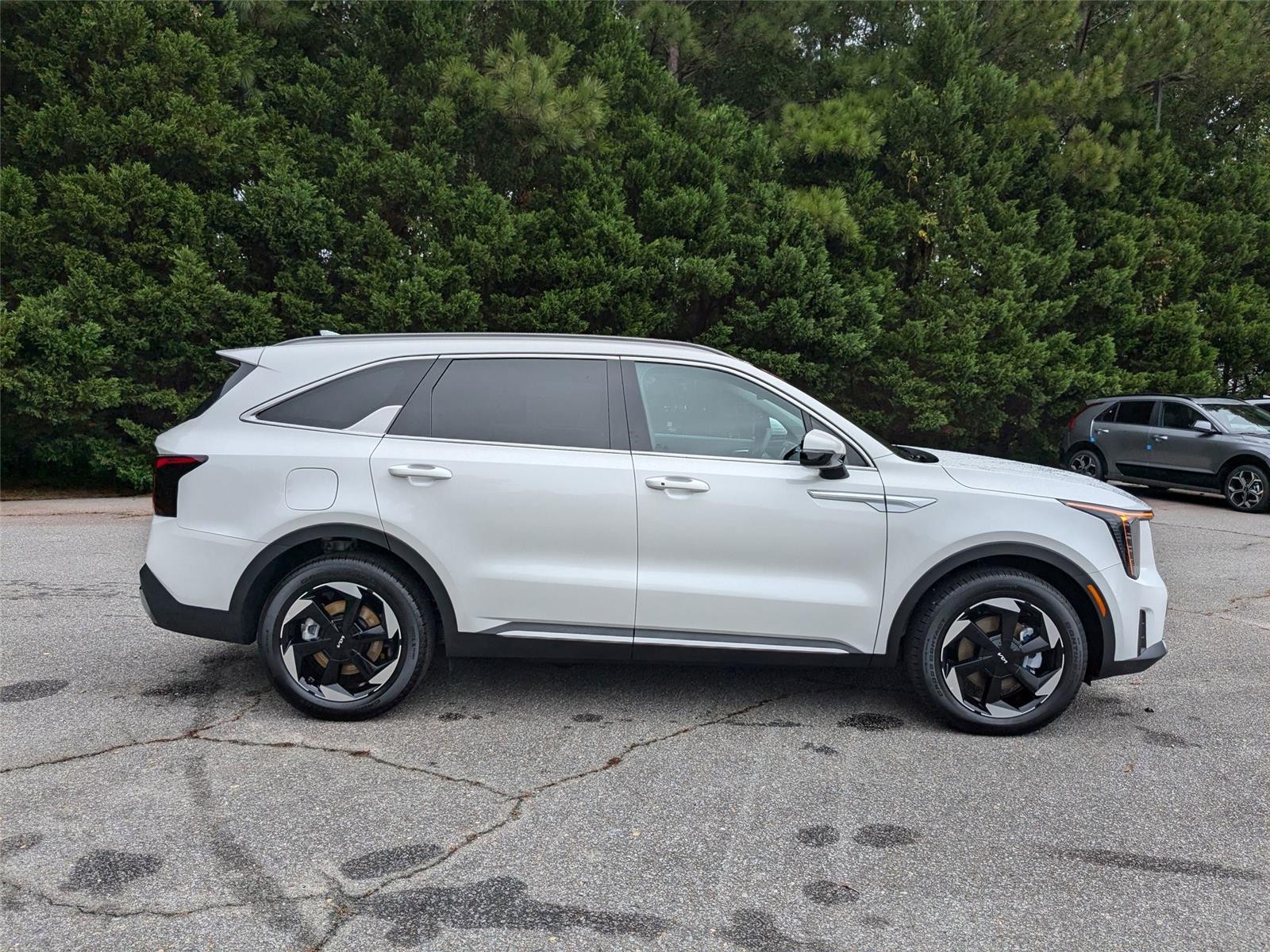 2025 Kia Sorento Plug-In Hybrid EX photo 5