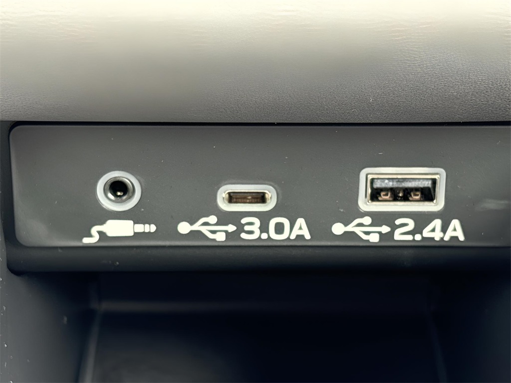 2025 Subaru Outback Onyx Edition photo 23