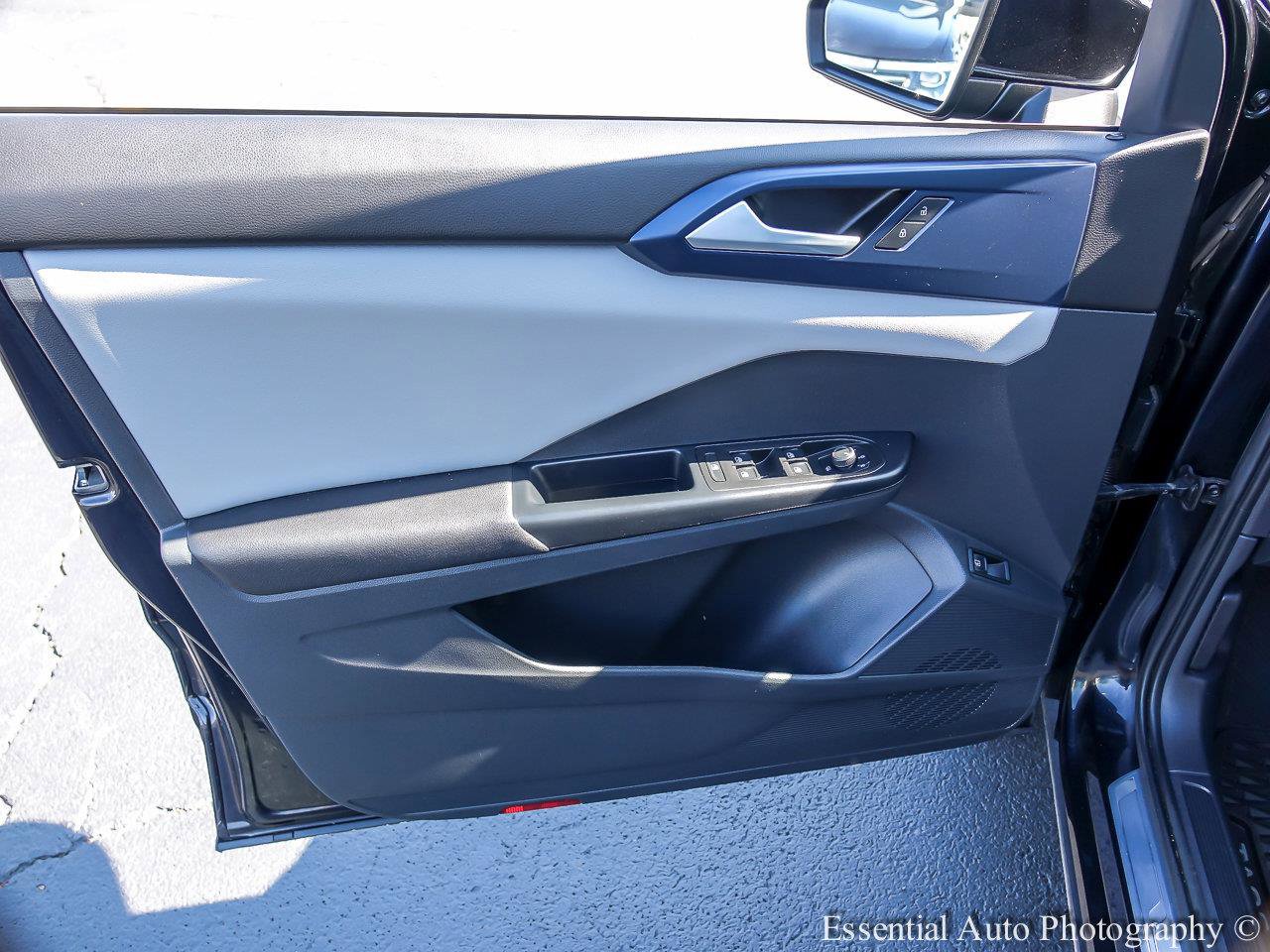 2023 VOLKSWAGEN TAOS - Image 19