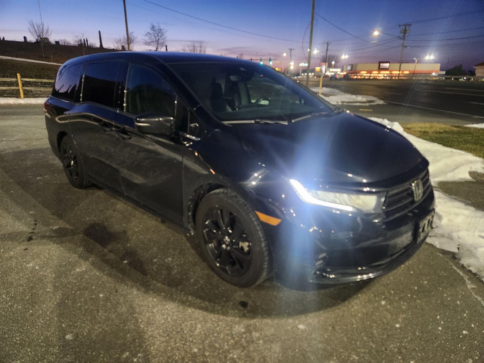 2024 Honda Odyssey SPORT's photo