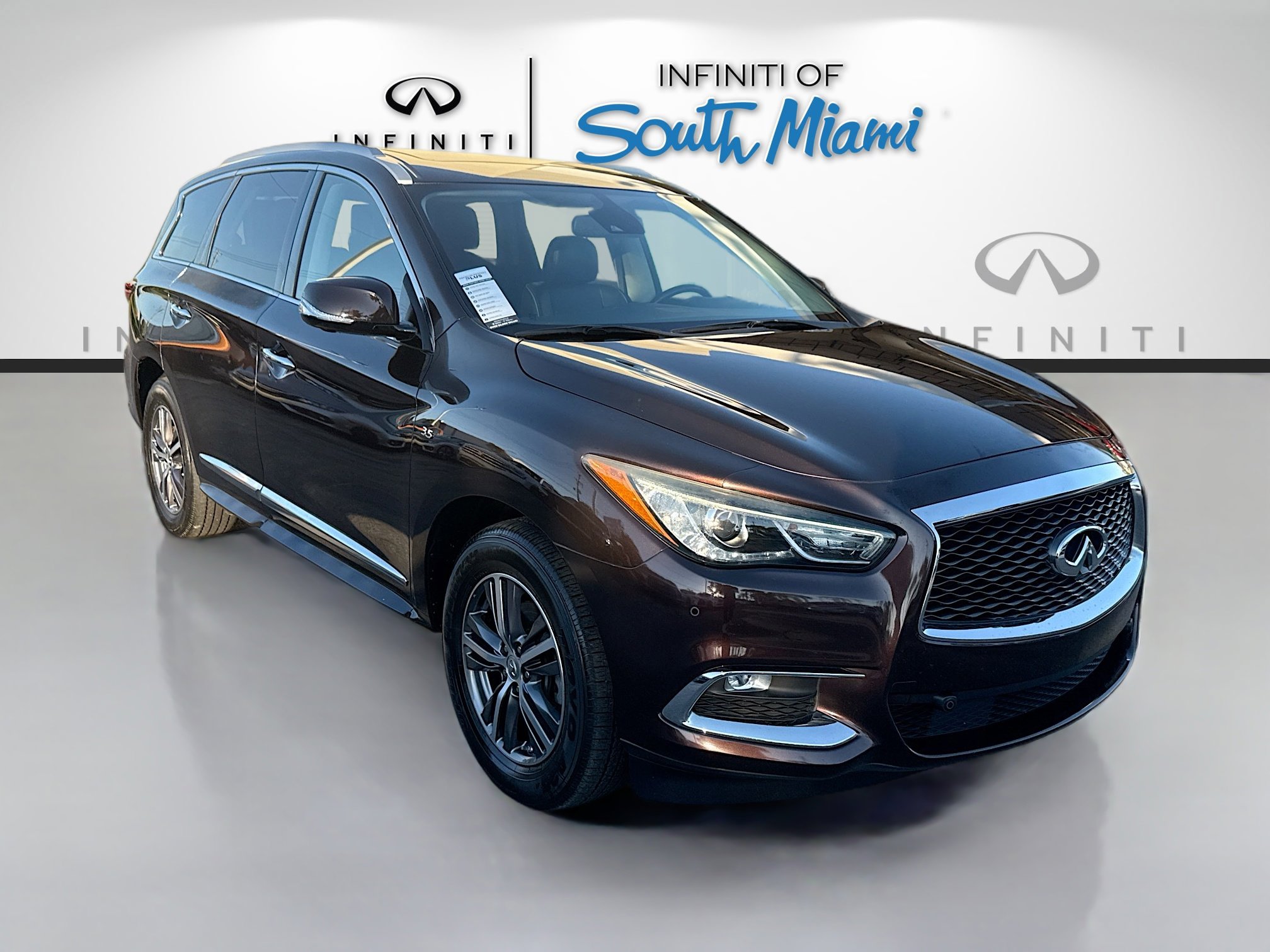 2019 INFINITI QX60 LUXE