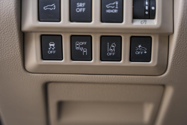 2016 Subaru Outback Limited photo 37