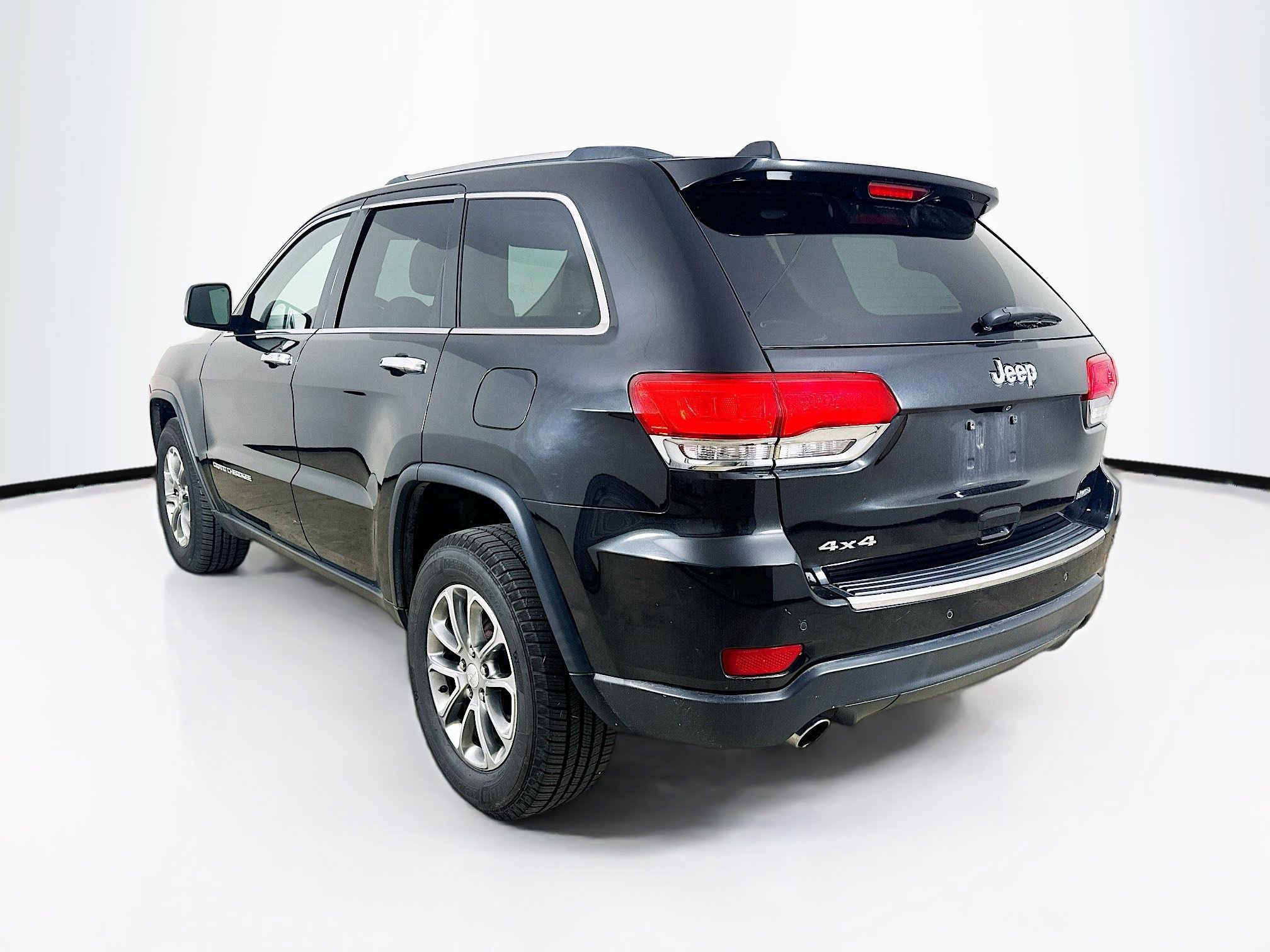 2014 Jeep Grand Cherokee Limited photo 2