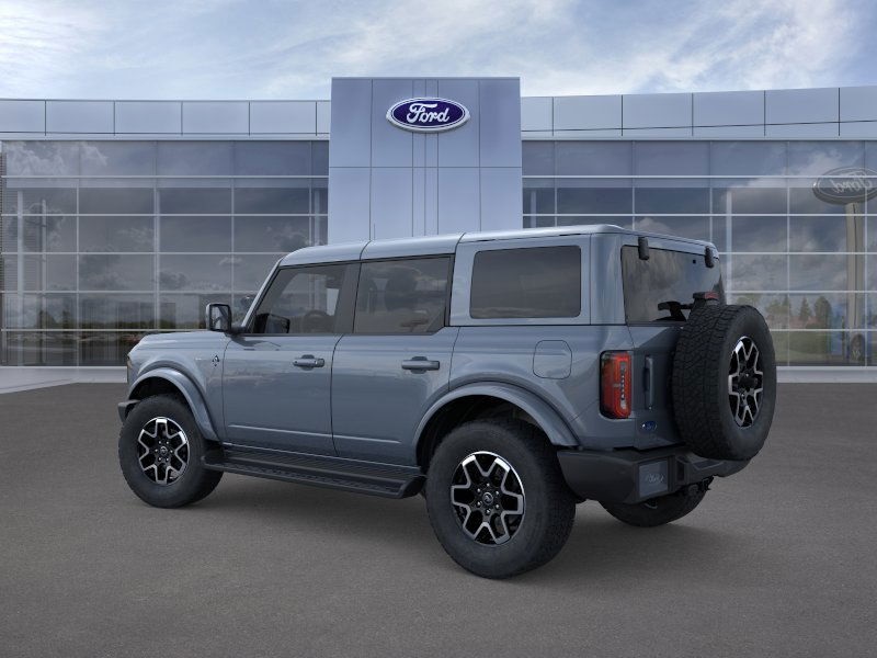 2025 Ford Bronco Outer Banks photo 3