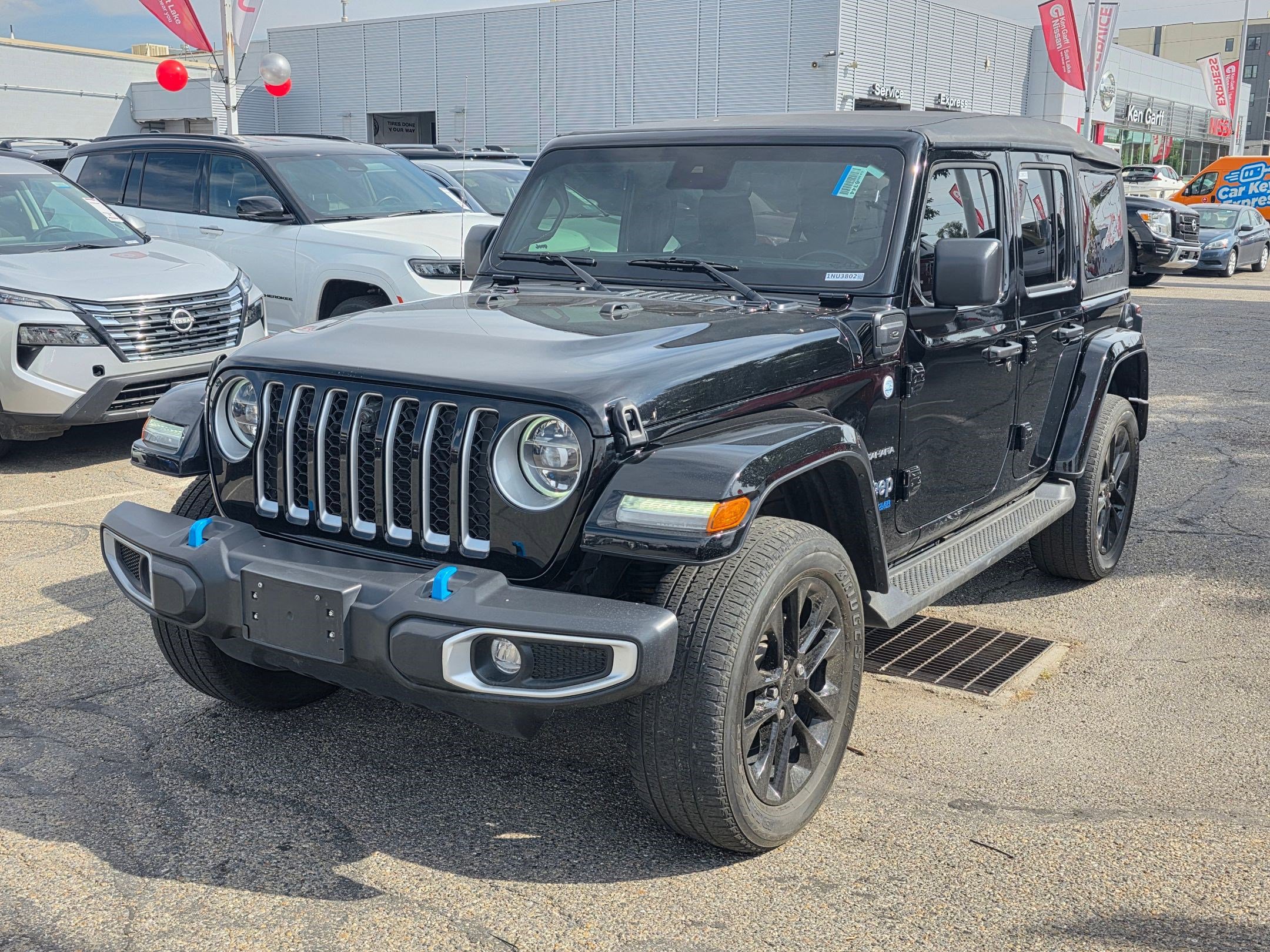 2022 Jeep Wrangler 4xe Unlimited Sahara photo 4