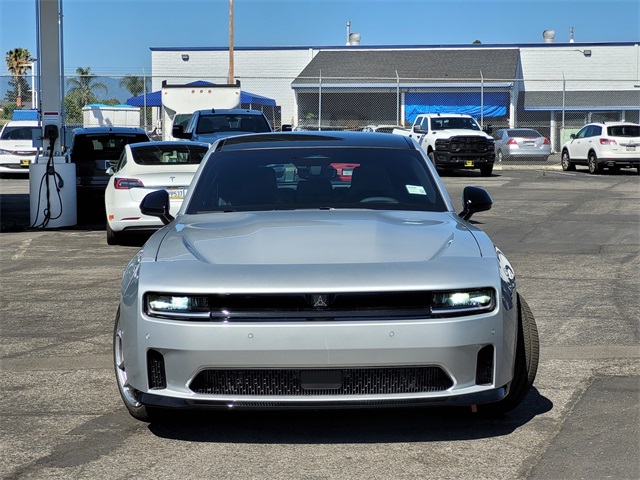 2025 Dodge Charger R/T Scat Pack photo 2