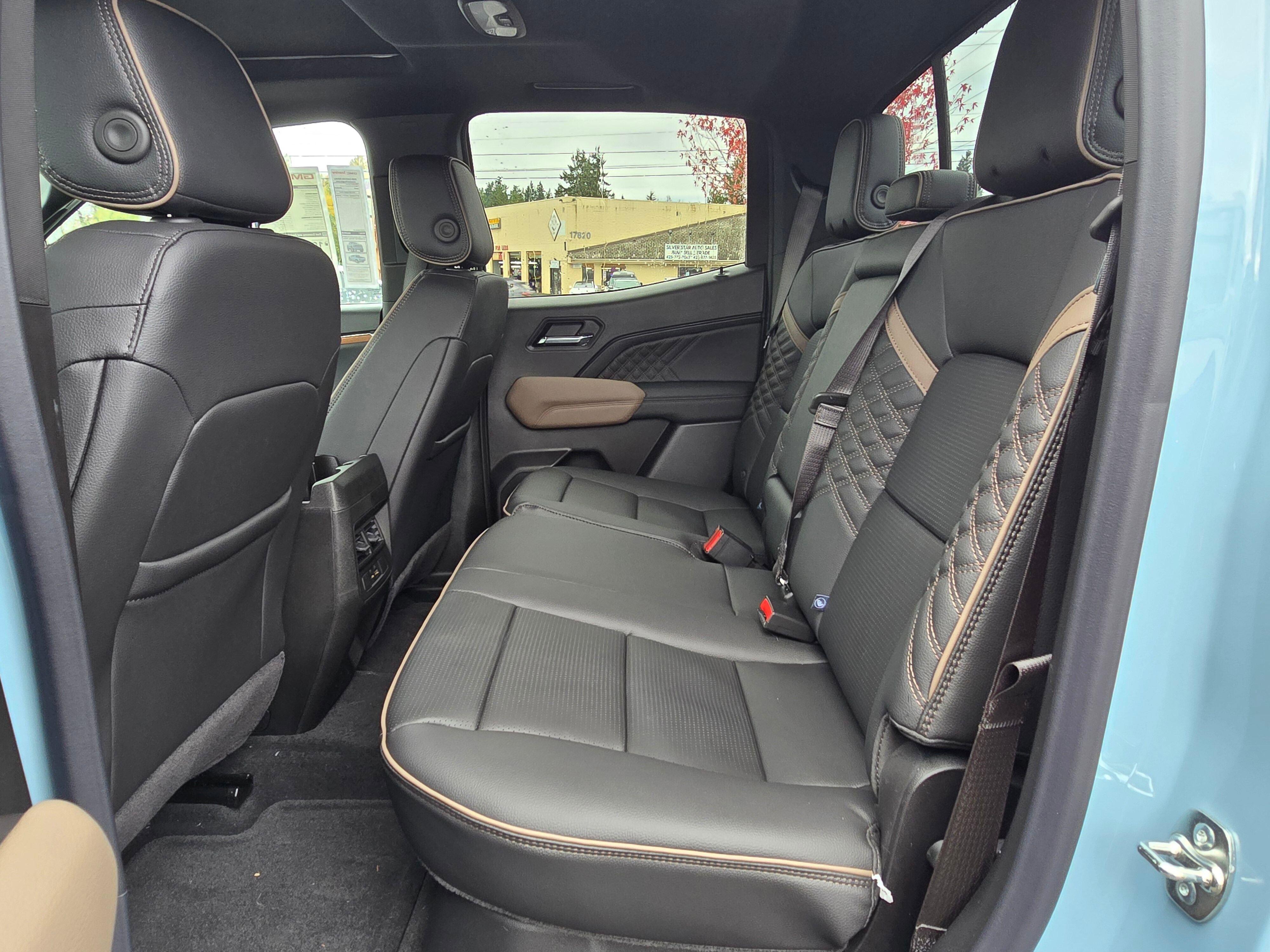 2026 Gmc Canyon Denali photo 3