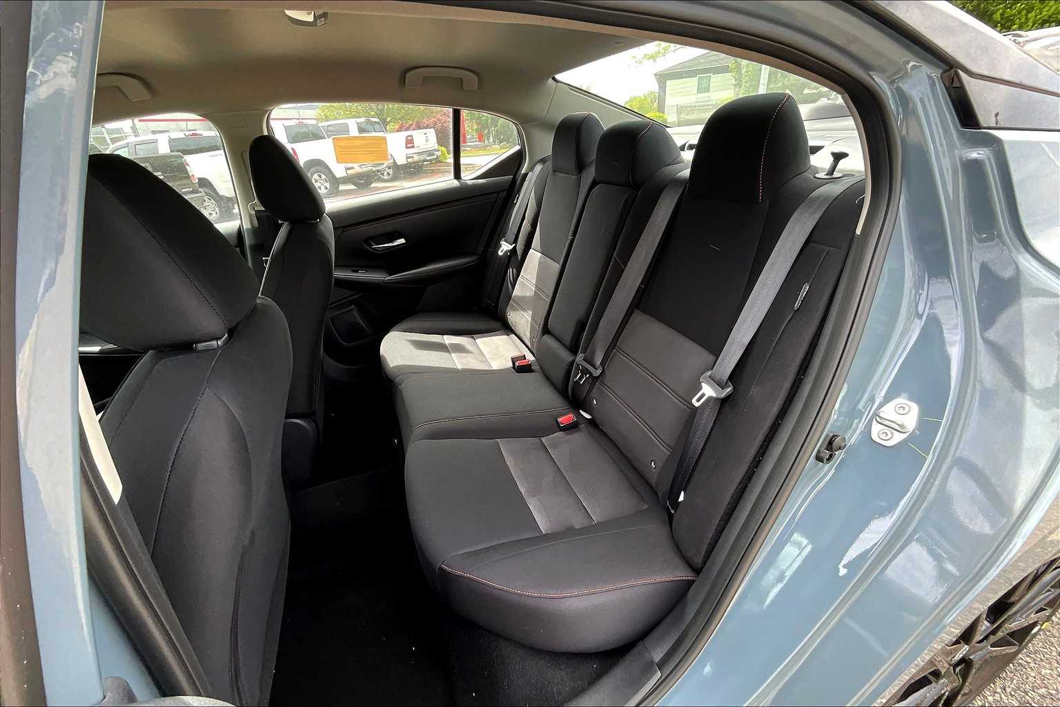 2025 Nissan Sentra SR photo 14
