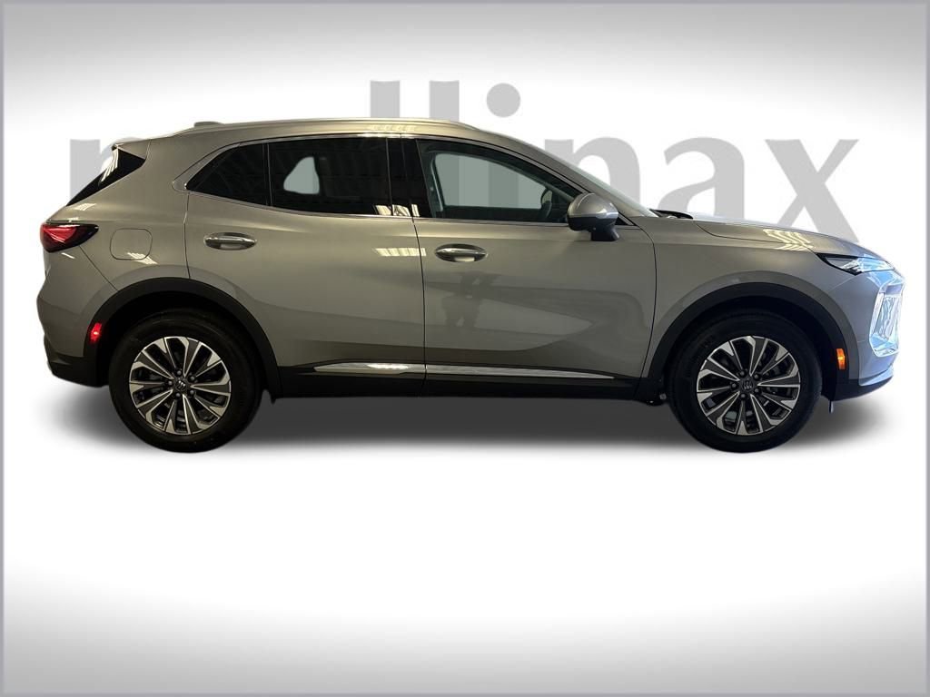 2025 Buick Envision Preferred photo 14
