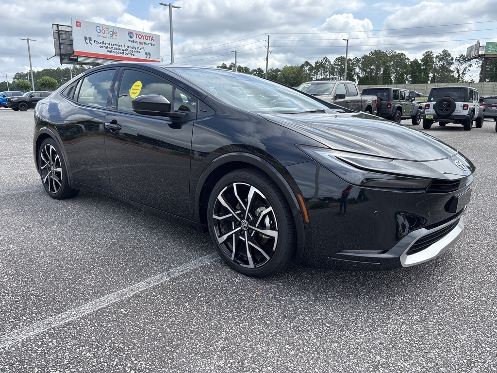 2024 Toyota Prius Prime XSE photo 7
