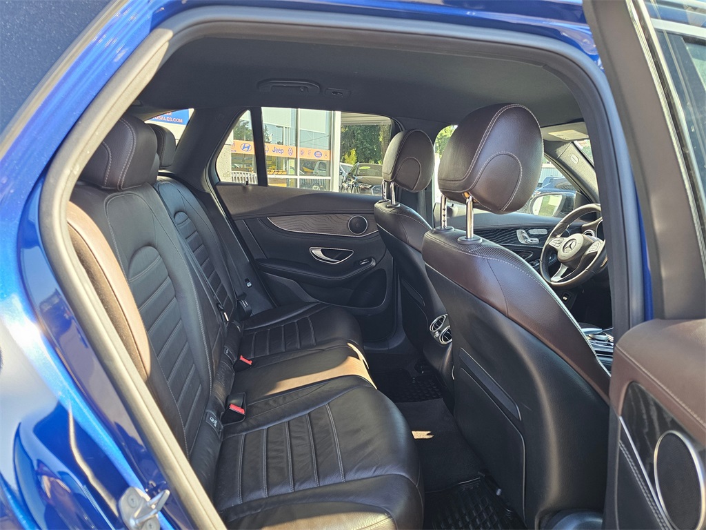 2018 Mercedes Benz GLC 300 4MATIC photo 12