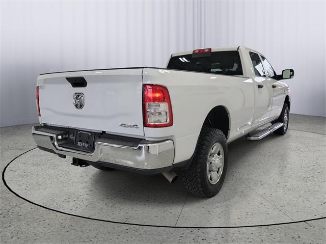 2022 Ram 2500 Tradesman photo 2