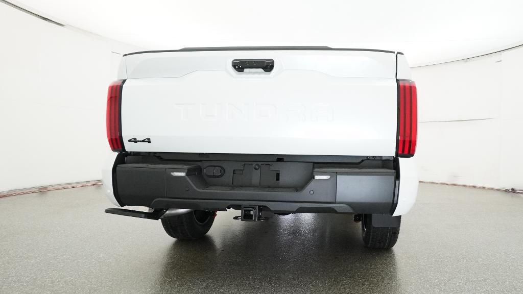 2026 Toyota Tundra Limited CrewMax photo 17