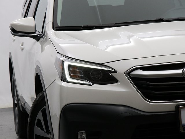 2022 Subaru Outback Premium photo 4