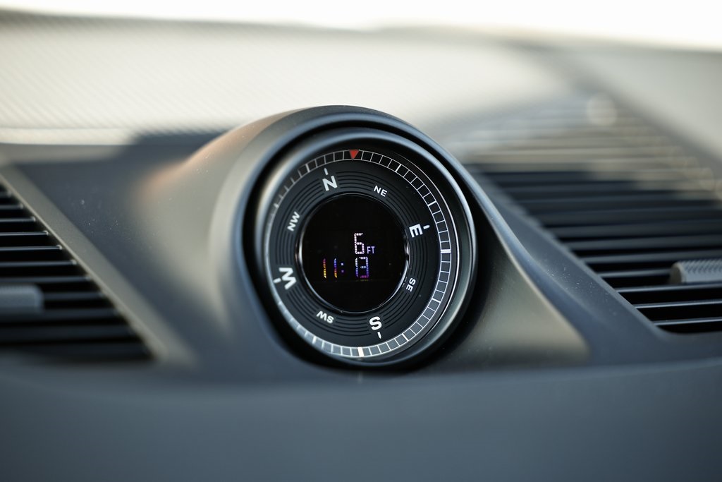 2026 Porsche Cayenne Coupe Base photo 33
