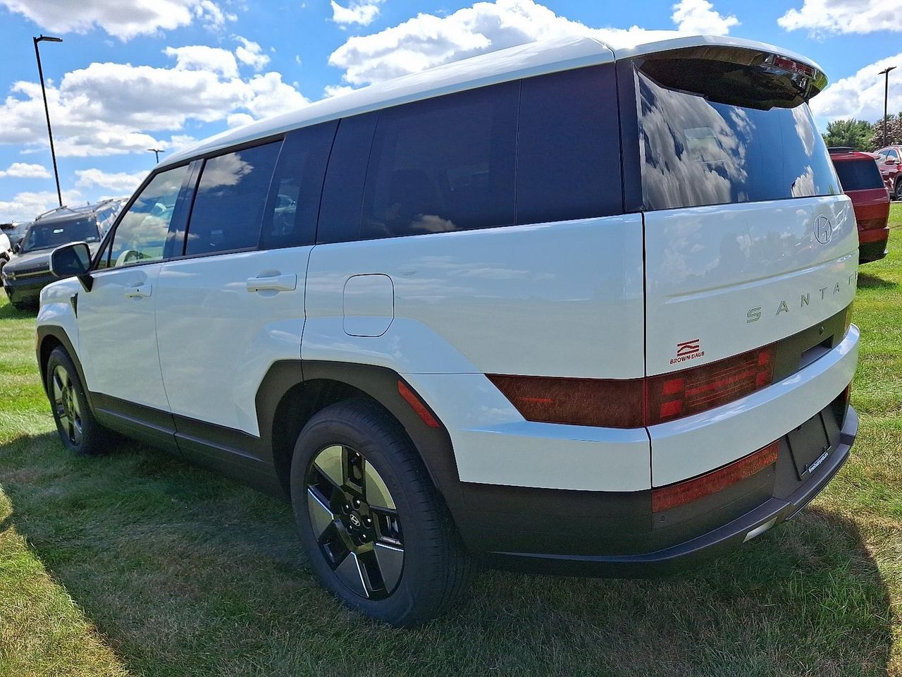 2026 Hyundai Santa Fe SE photo 2