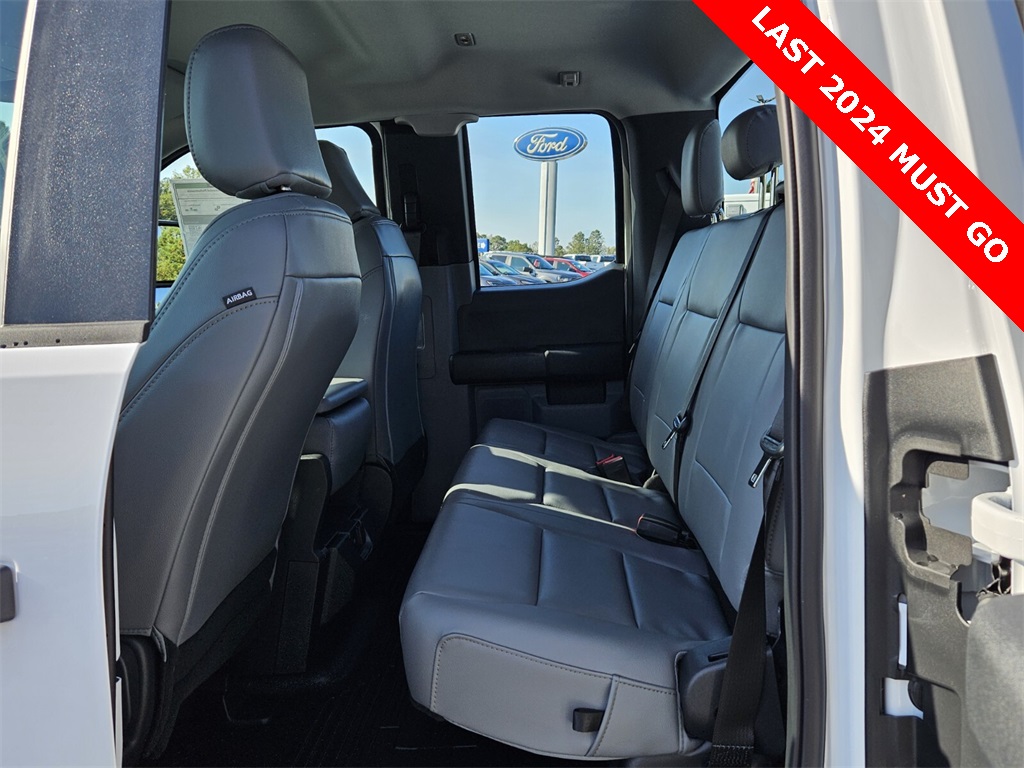 2024 Ford F-350 XL photo 6