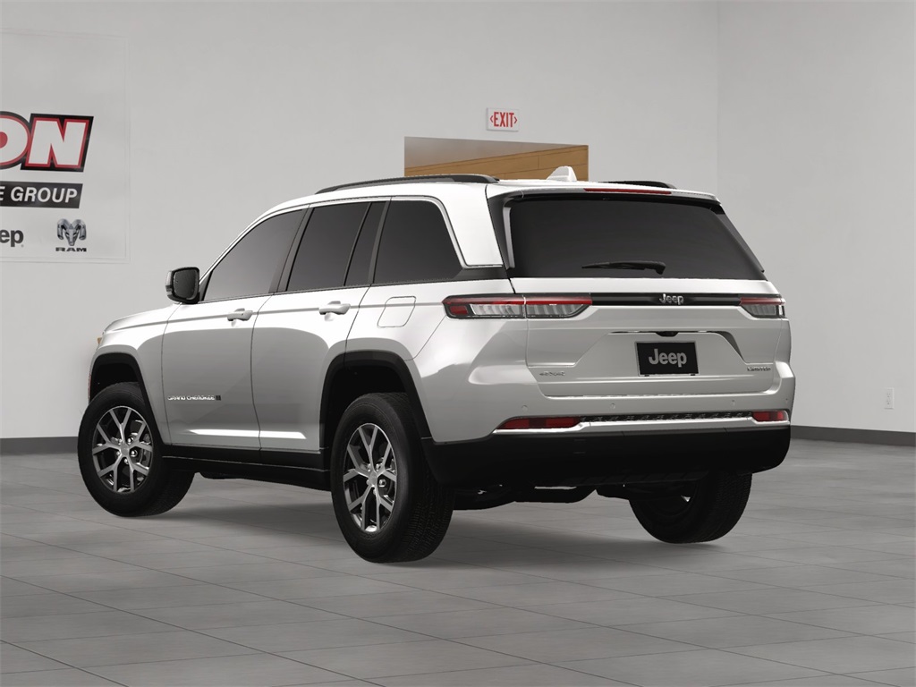 2025 Jeep Grand Cherokee Limited photo 4