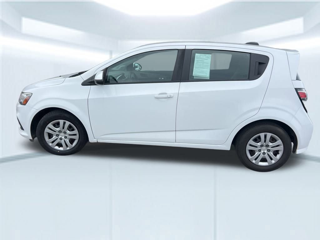 2020 Chevrolet Sonic LT photo 12
