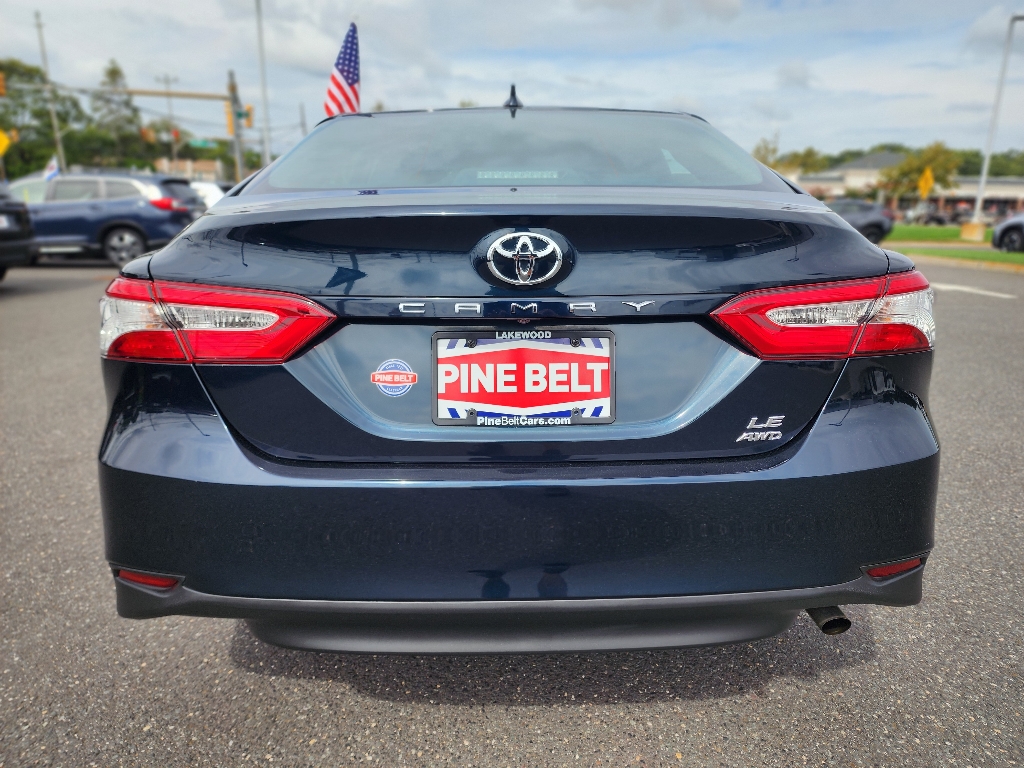 2020 Toyota Camry LE photo 15