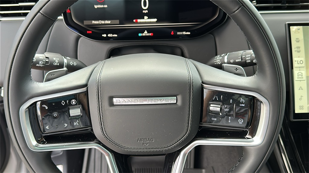 2025 Land Rover Range Rover Sport P360 SE photo 13