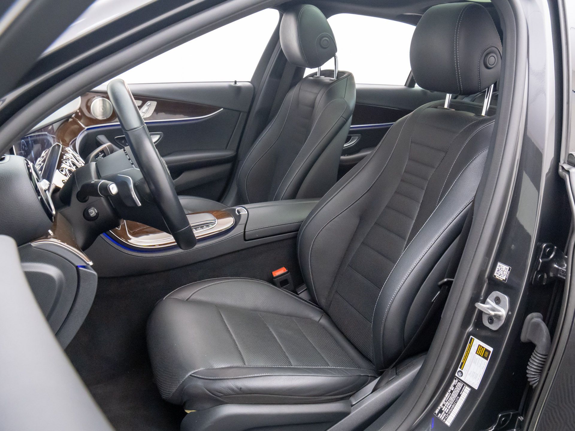 2022 Mercedes Benz E 450 4MATIC photo 14