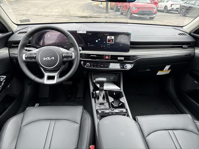 2025 Kia K5 EX photo 20