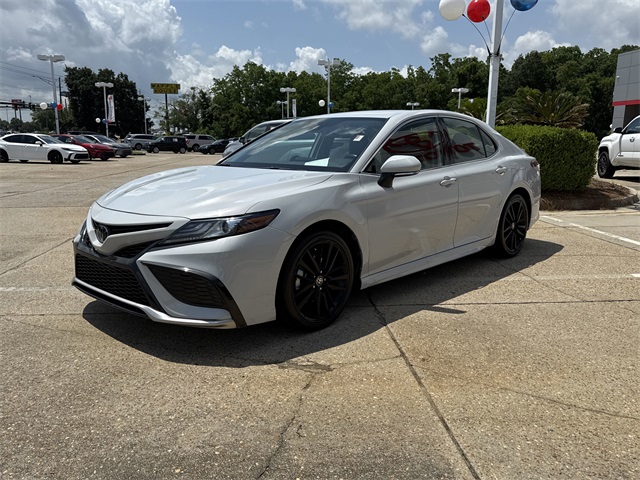 2023 Toyota Camry XSE photo 7