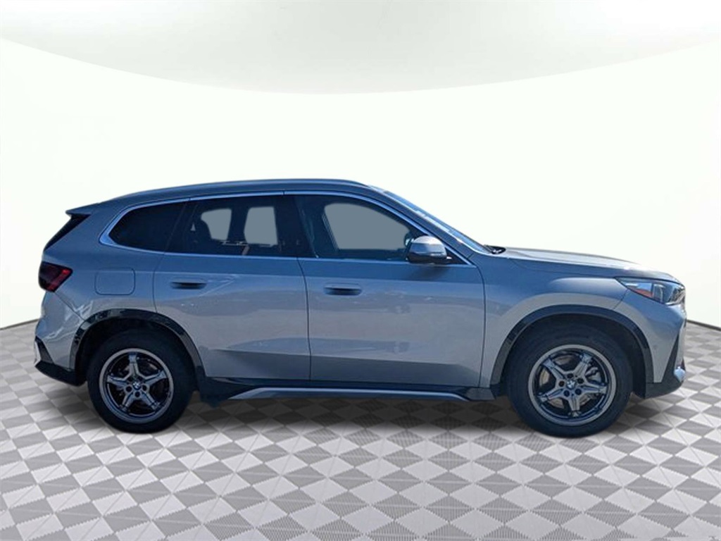2025 Bmw X1 XDrive28i photo 2