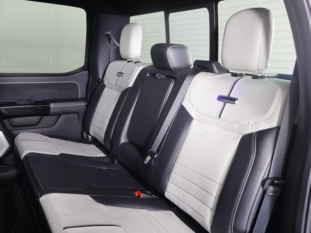 2023 Ford F-150 Lightning Platinum photo 23