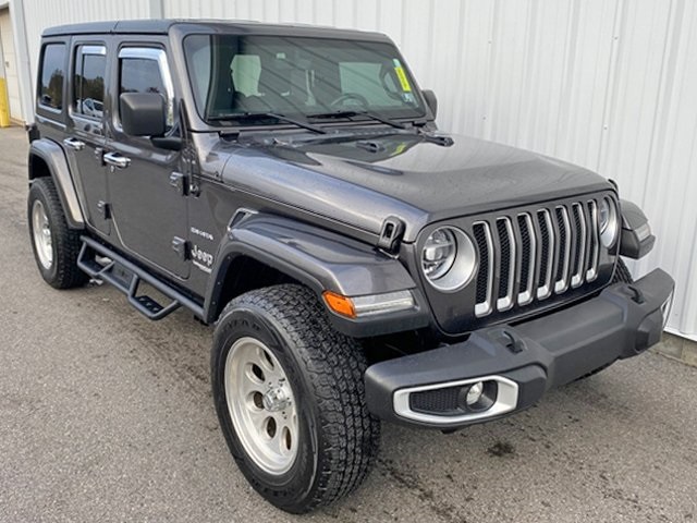2022 Jeep Wrangler Unlimited Sahara photo 3