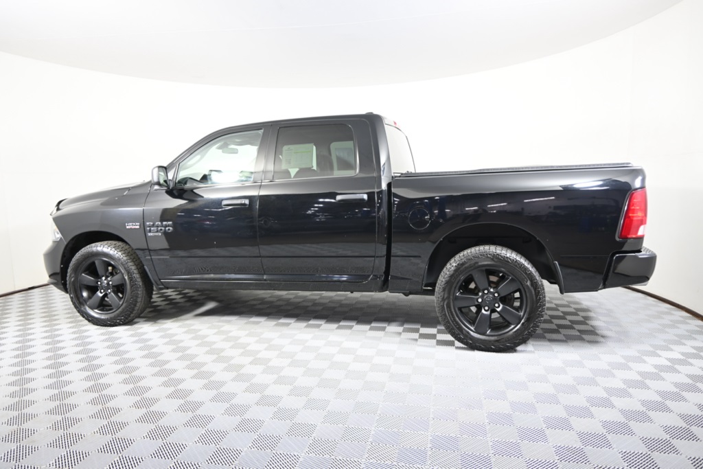 2019 Ram 1500 Classic Express photo 3