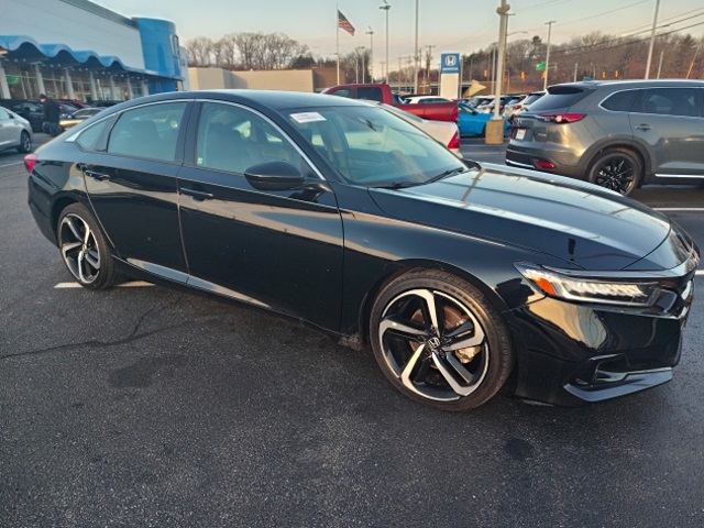 2022 Honda Accord Sport SE's photo