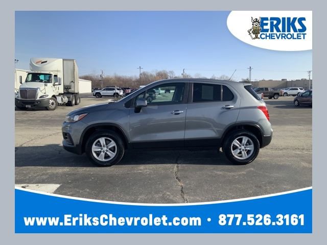 2020 Chevrolet Trax LS's photo