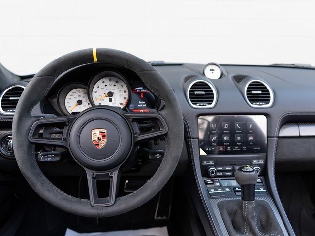2025 Porsche Boxster Spyder photo 22