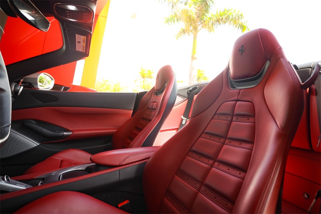 2022 Ferrari Portofino Base photo 33